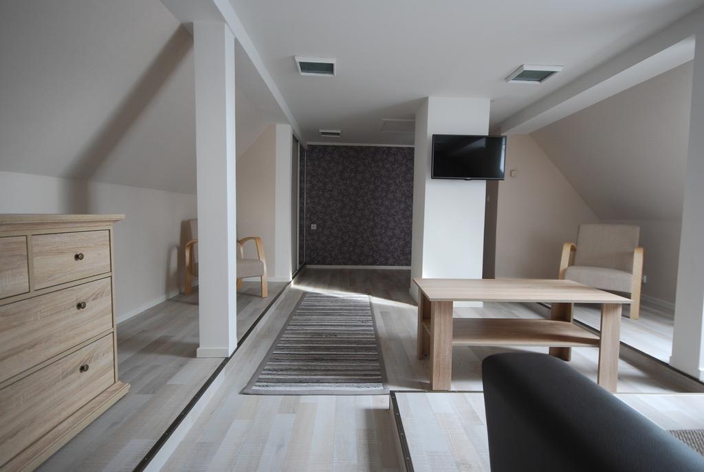 Suviste Guesthouse Κουρεσάαρε Δωμάτιο φωτογραφία