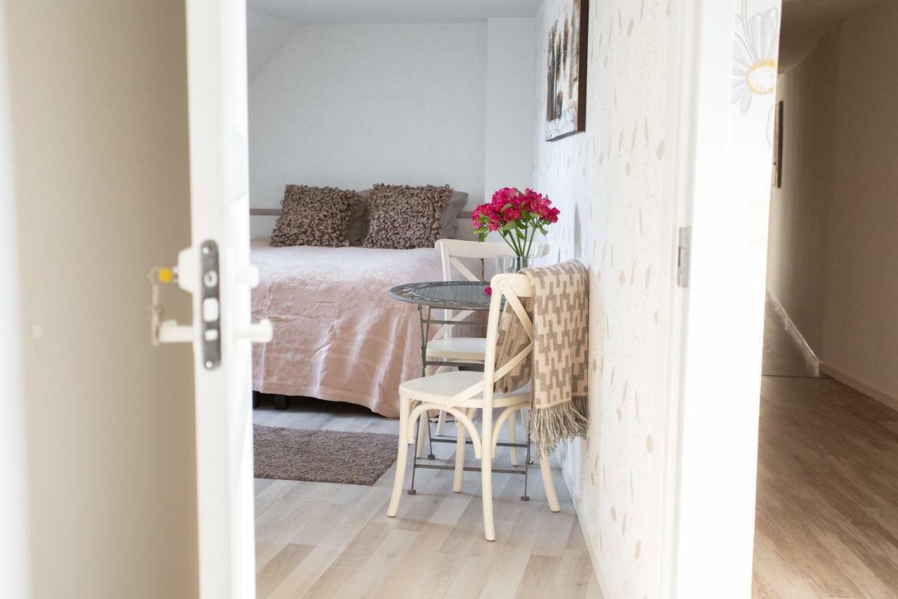 Suviste Guesthouse Κουρεσάαρε Εξωτερικό φωτογραφία