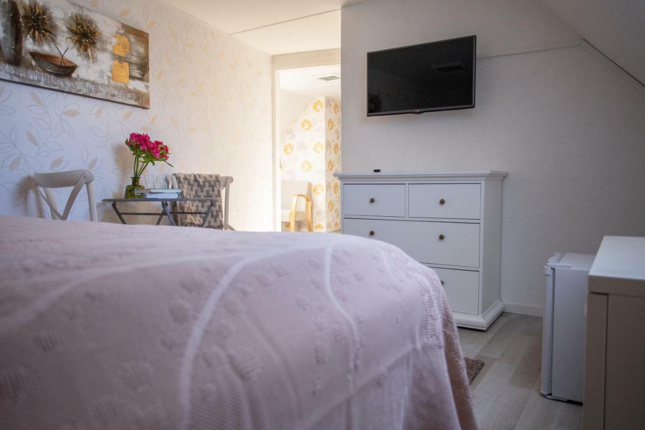 Suviste Guesthouse Κουρεσάαρε Εξωτερικό φωτογραφία